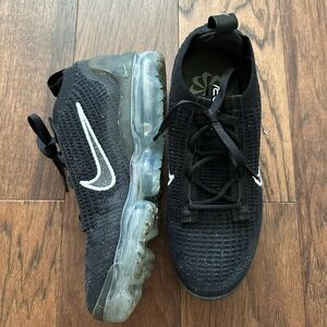 Nike Black and White Women's Sneakers